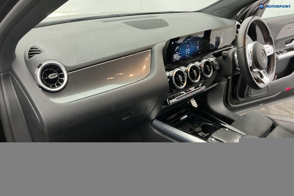 Mercedes-Benz GLA Class Gla200 Amg Line Executive Suv 7G-dct Euro 6 Blue #15
