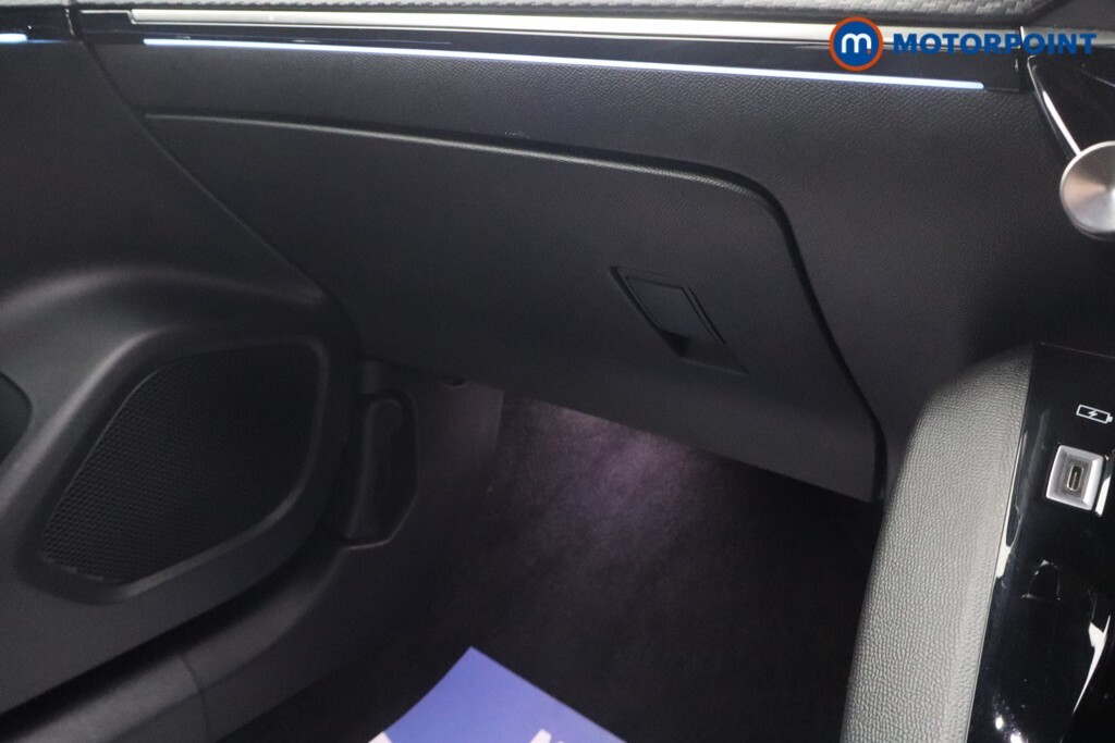 Peugeot 2008 Allure Premium Grey #20