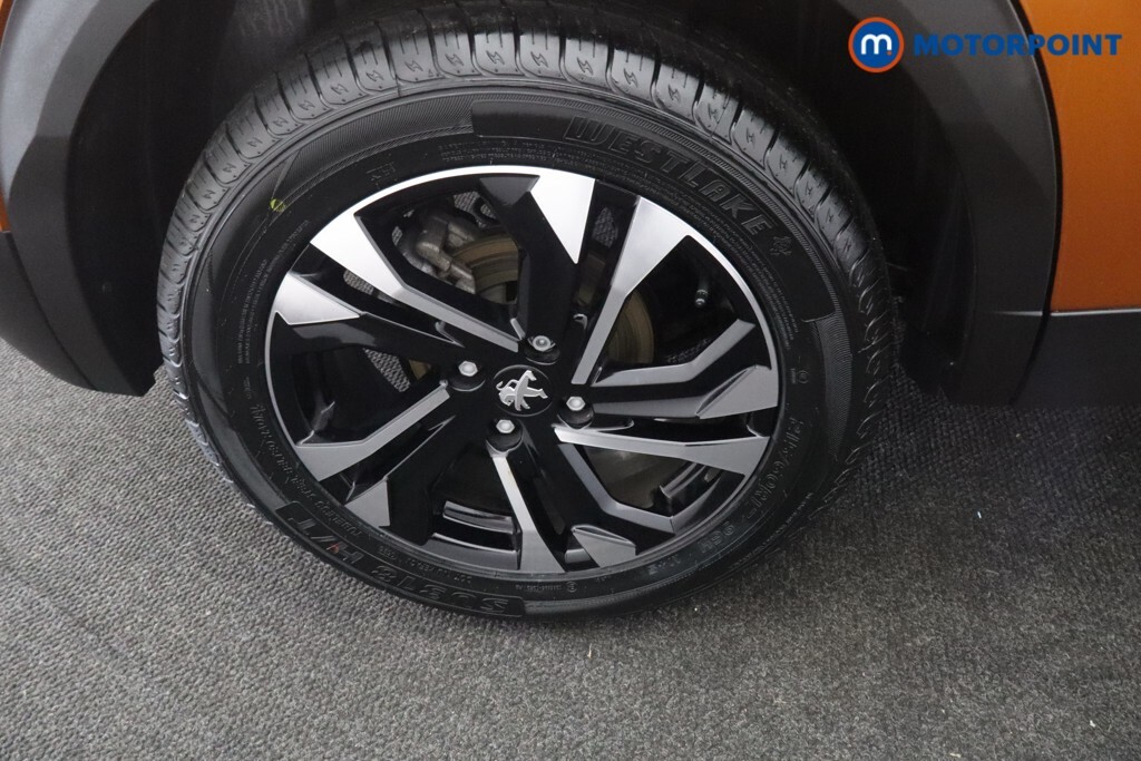 Peugeot 2008 Allure Premium Grey #40