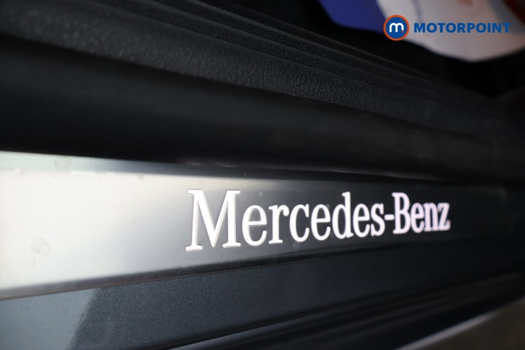 Mercedes-Benz C Class C300 Amg Line 9G-tronic Grey #23