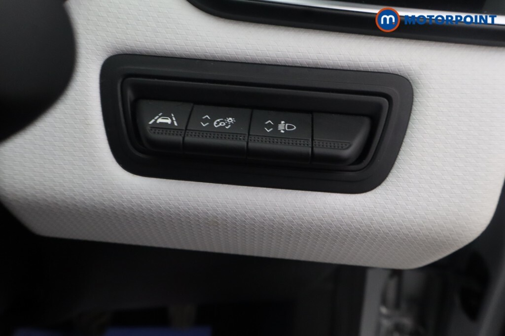 Renault Clio 1.0 Tce Iconic Hatchback Euro 6 Blue #15