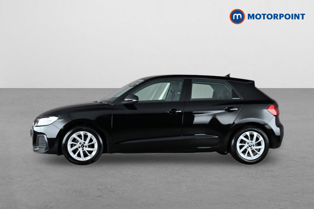 Audi A1 25 Tfsi Sport S Tronic Black #4