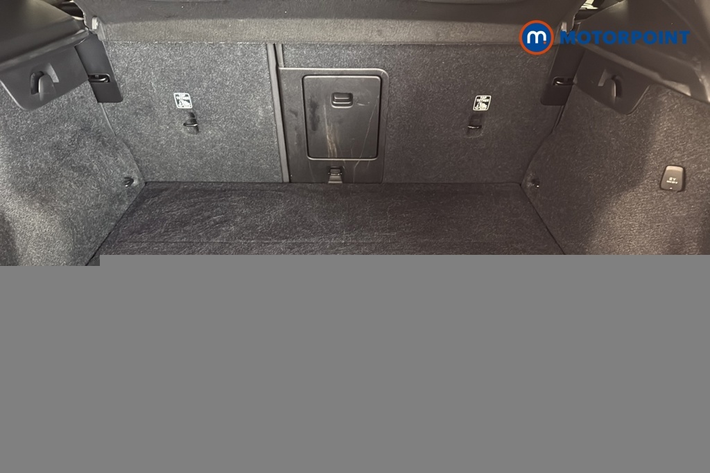 Volvo XC40 2.0 B3 Mhev Plus Suv Hybrid Dct Eu Black #28