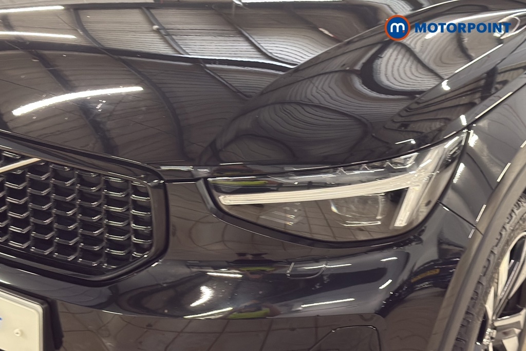 Volvo XC40 2.0 B3 Mhev Plus Suv Hybrid Dct Eu Black #33