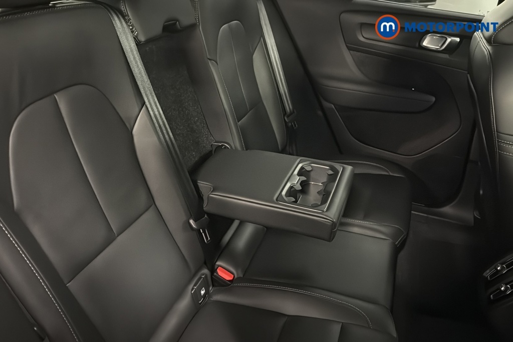 Volvo XC40 2.0 B3 Mhev Plus Suv Hybrid Dct Eu Black #26