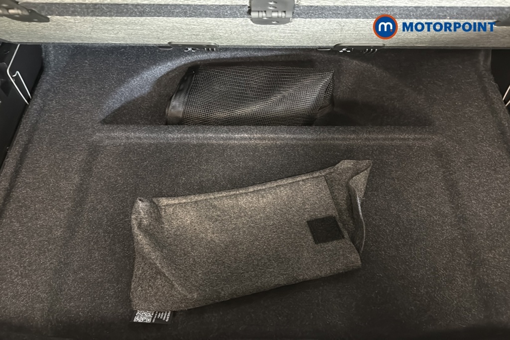Volvo XC40 2.0 B3 Mhev Plus Suv Hybrid Dct Eu Black #29