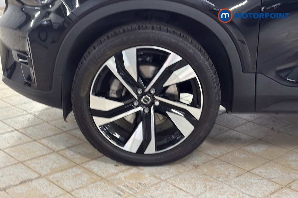Volvo XC40 2.0 B3 Mhev Plus Suv Hybrid Dct Eu Black #35