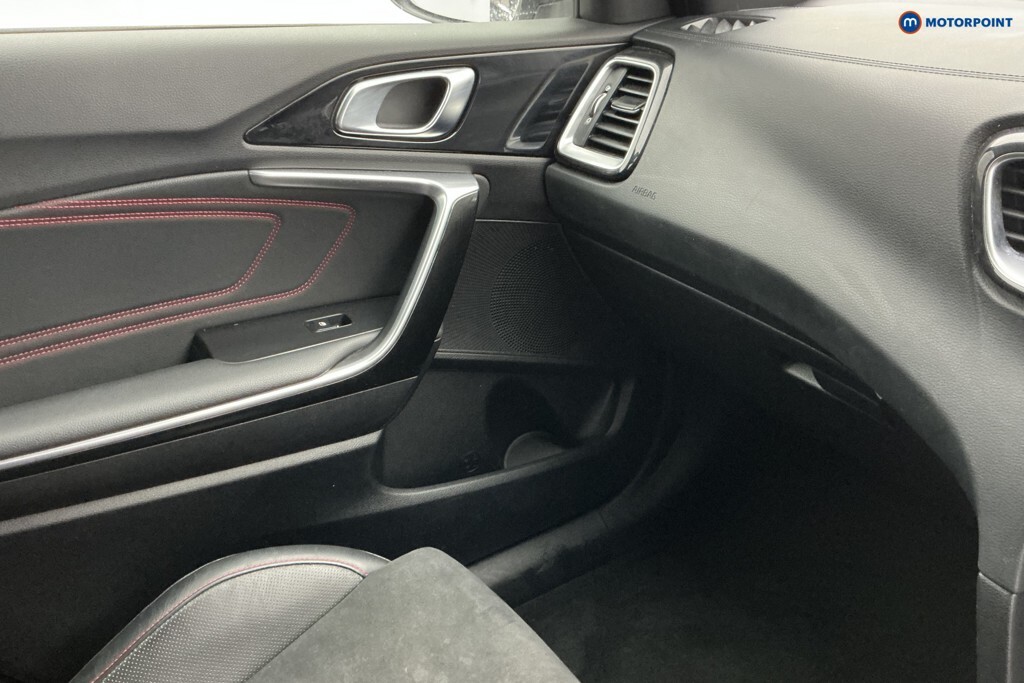 Kia Proceed 1.4 T-gdi Gt-line Shooting Brake Grey #20