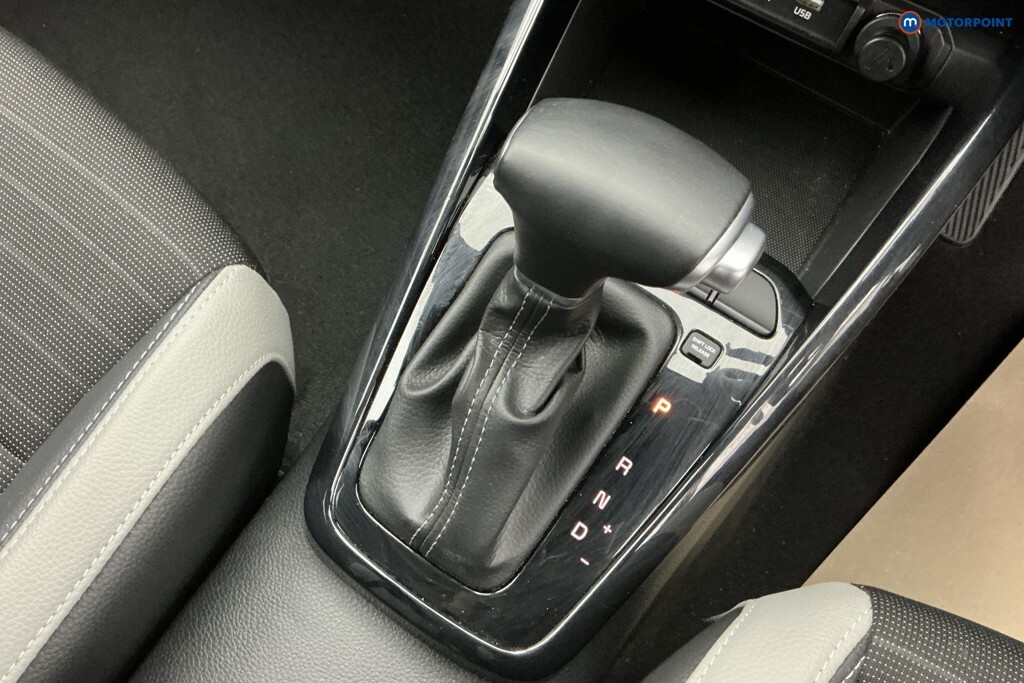 Kia Stonic 1.0 T Gdi 3 Suv Red #16