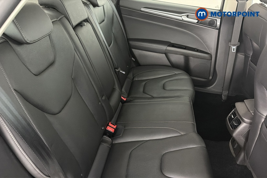 Ford Mondeo 2.0 Hybrid Titanium Edition Estate Blue #26