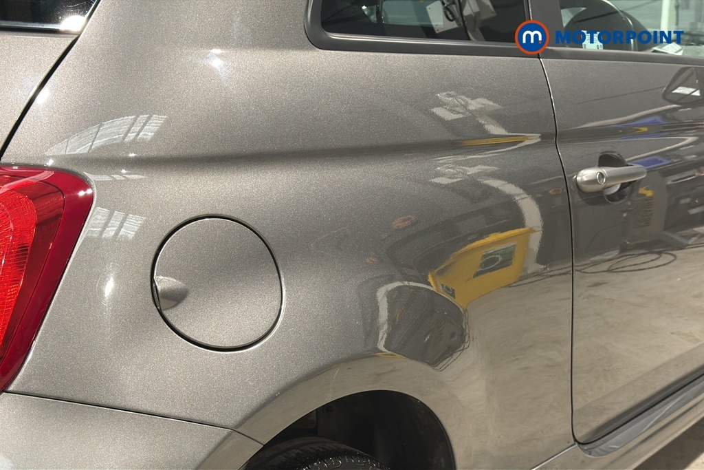 Fiat 500 1.0 Mild Hybrid Lounge Red #26
