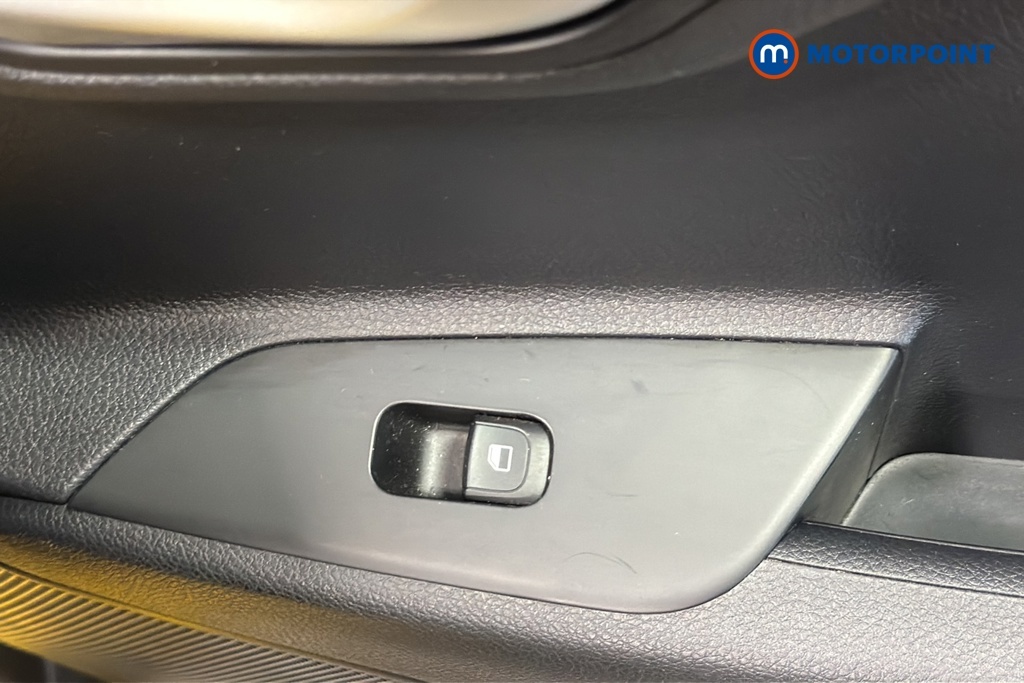Kia Stonic 1.0 T-gdi Mhev Gt-line Euro 6 Ss Yellow #29