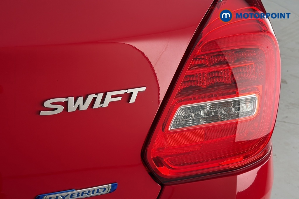 Suzuki Swift 1.2 Dualjet 83 12V Hybrid Sz-l Red #28
