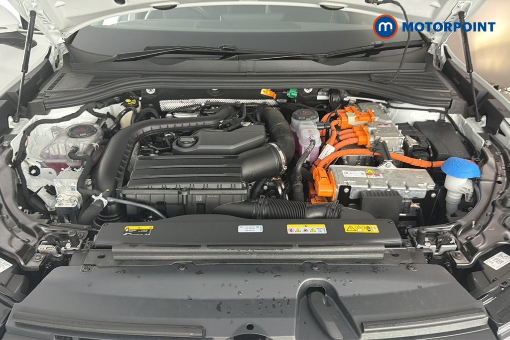 Volkswagen Passat 1.5 Tsi Ehybrid 272 R-line Dsg Grey #40