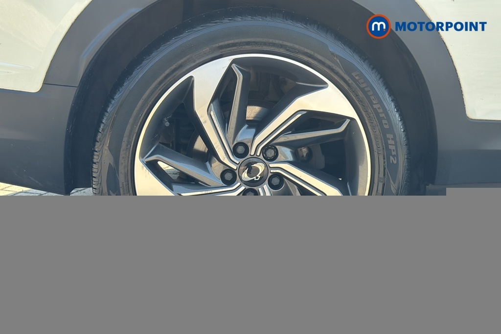 SsangYong Korando Ssangyong Korando 1.5 Ventura Suv White #40