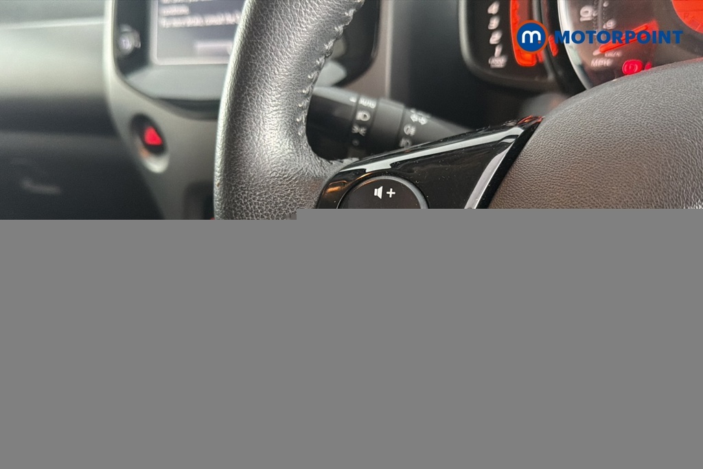 Toyota Aygo Vvt-i X-play Tss White #10