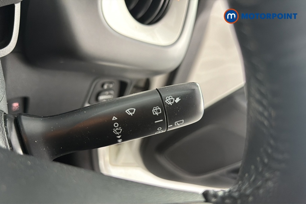 Toyota Aygo Vvt-i X-play Tss White #12