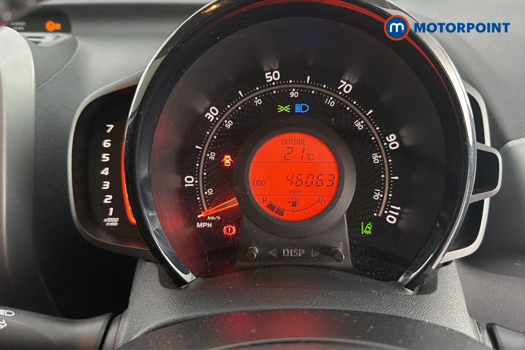 Toyota Aygo Vvt-i X-play Tss White #13