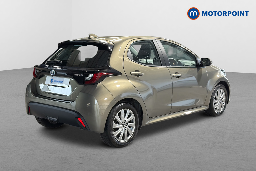 Toyota Yaris 1.5 Hybrid Icon Cvt Brown #3