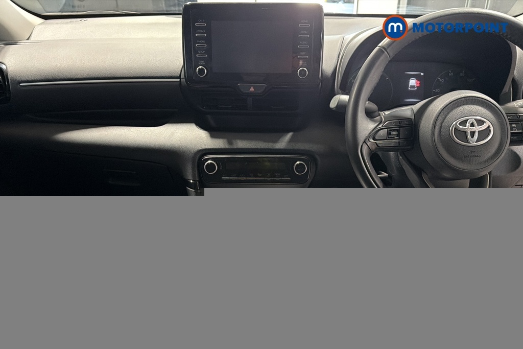 Toyota Yaris 1.5 Hybrid Icon Cvt Brown #5