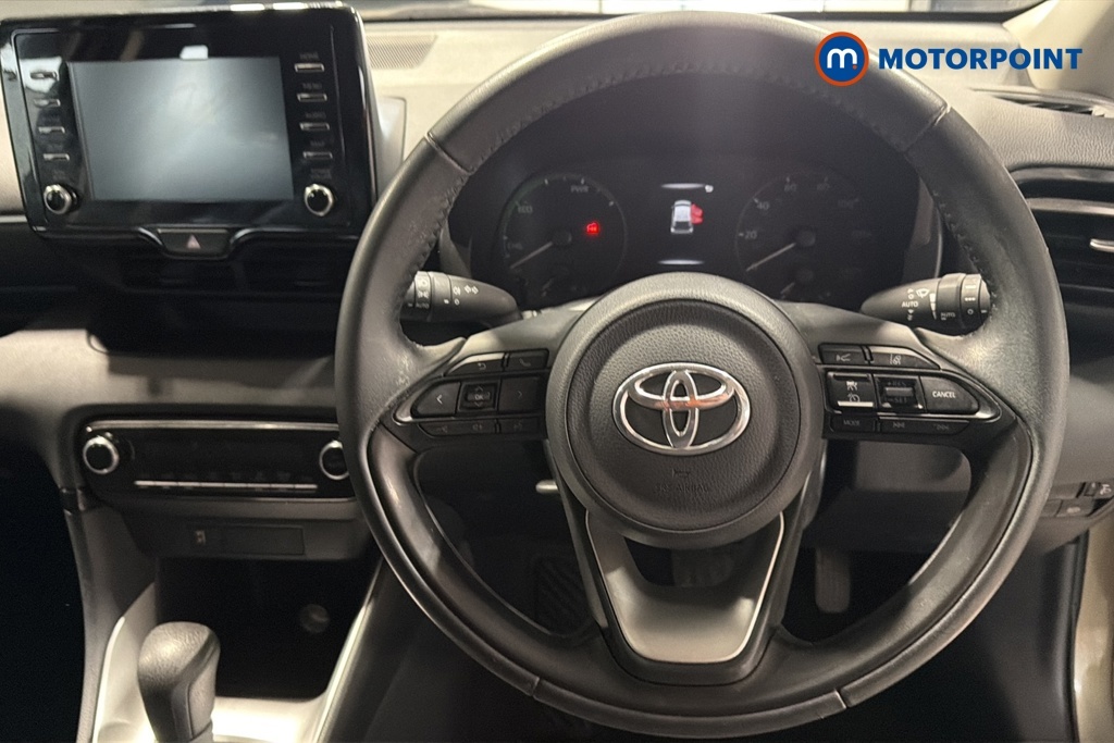 Toyota Yaris 1.5 Hybrid Icon Cvt Brown #6