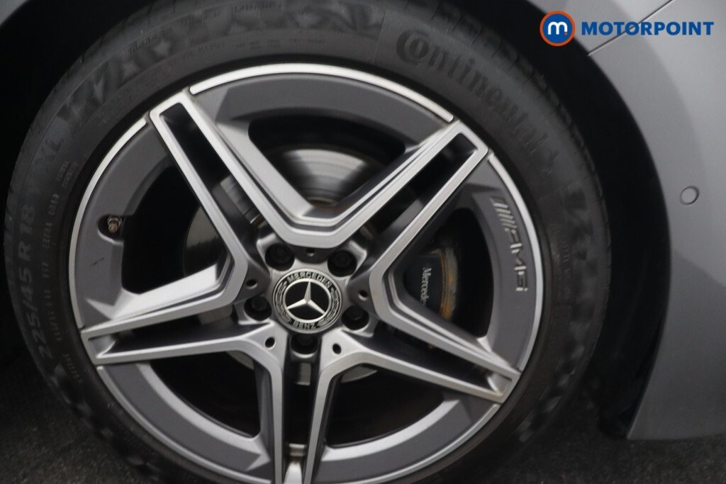 Mercedes-Benz A Class 1.3 A200h Mhev Amg Line Executive 7G-dct Euro 6 Black #34