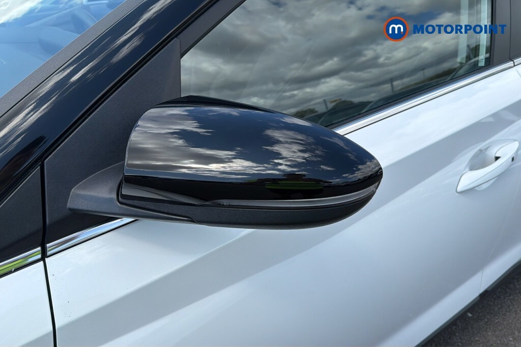 Hyundai Bayon 1.0 Tgdi Ultimate Dct Black #28