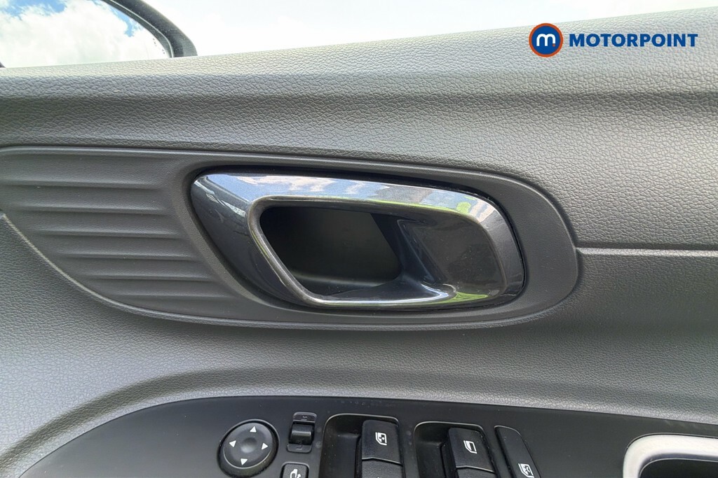 Hyundai Bayon 1.0 Tgdi Ultimate Dct Black #17