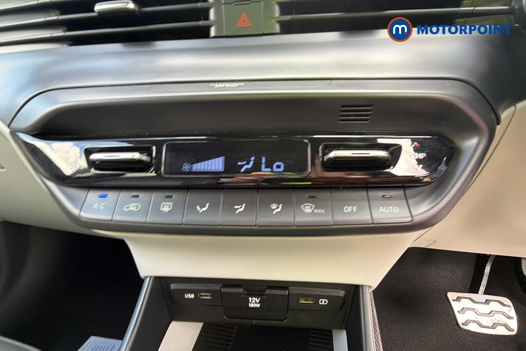 Hyundai Bayon 1.0 Tgdi Ultimate Dct Black #11