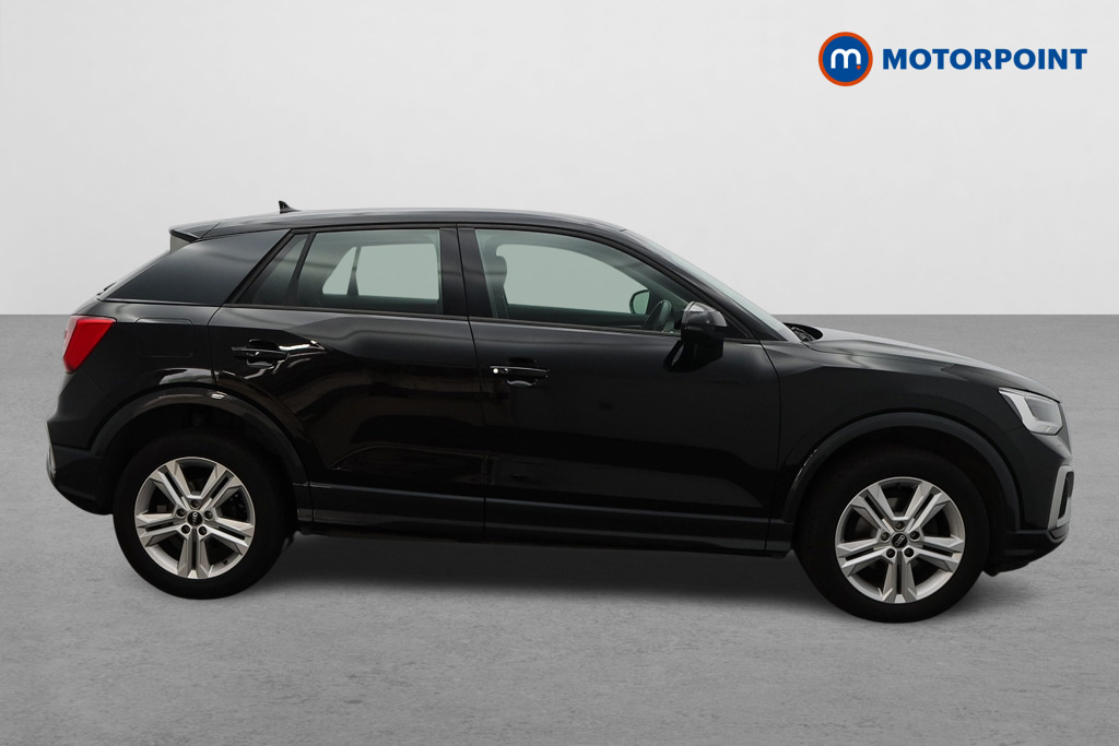 Audi Q2 Audi 35 Tfsi S Line S Tronic Estate Blue #8