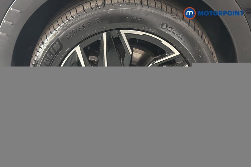 Peugeot 5008 1.2 Hybrid 145 Allure E-dsc6 Grey #32