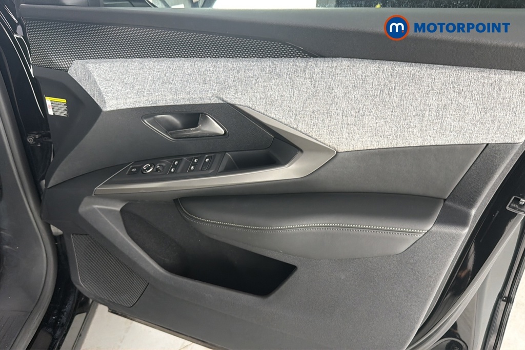 Peugeot 5008 1.2 Hybrid 145 Allure E-dsc6 Grey #19