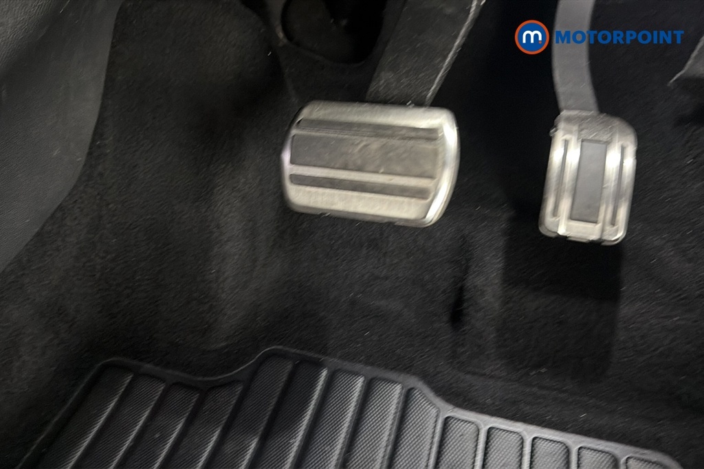 Peugeot 5008 1.2 Hybrid 145 Allure E-dsc6 Grey #22