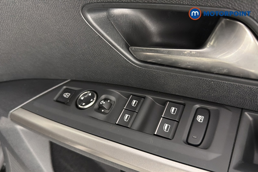 Peugeot 5008 1.2 Hybrid 145 Allure E-dsc6 Grey #20