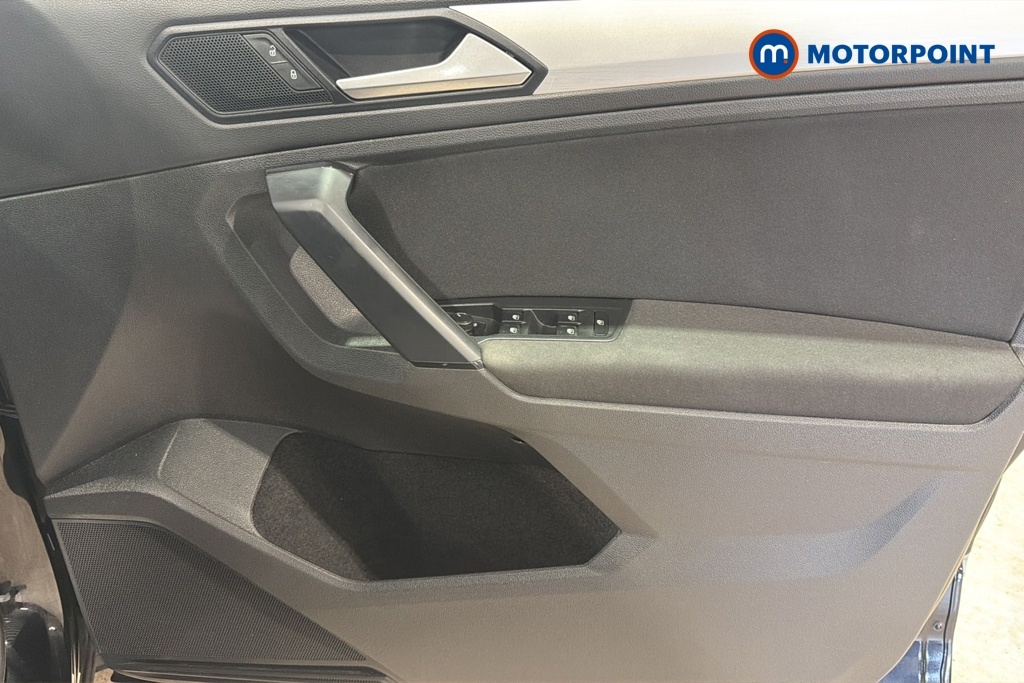 Volkswagen Tiguan 2.0 Tdi 150 R-line Tech Dsg Grey #19