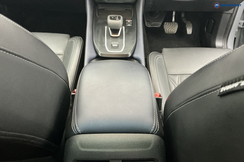 Nissan Qashqai 1.3L N-connecta Black #17