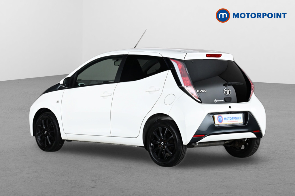 Toyota Aygo 1.0 Vvt-i X-style White #4