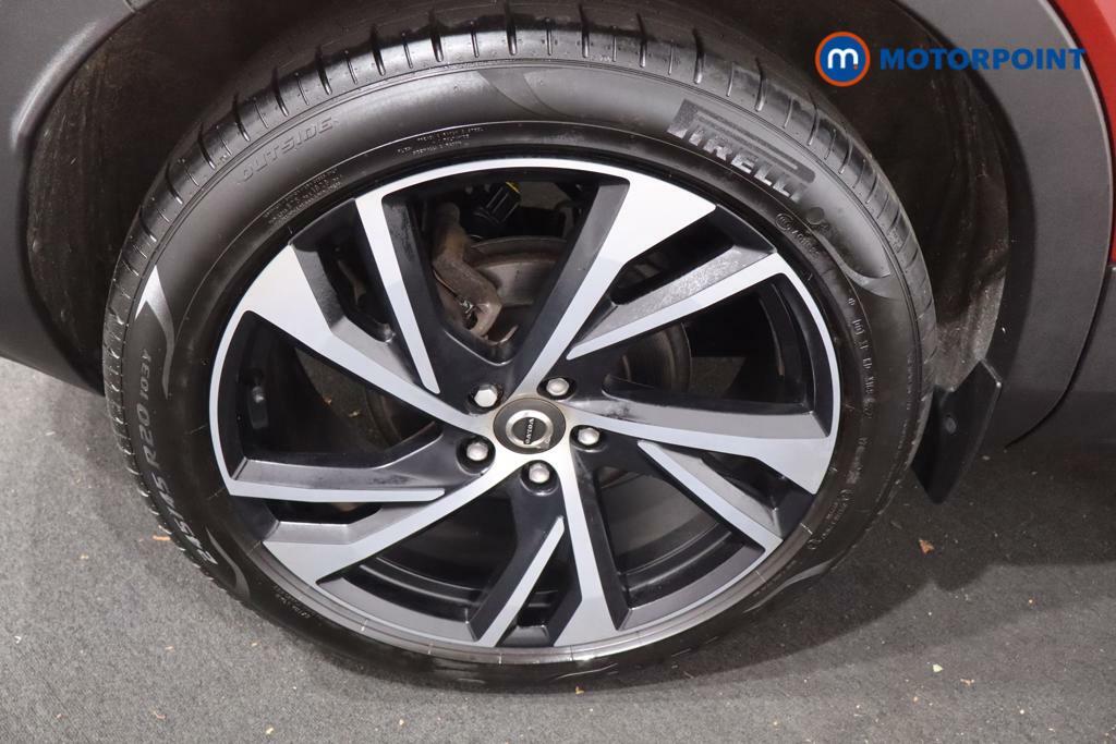 Volvo XC40 1.5 T3 163 Momentum Pro White #35