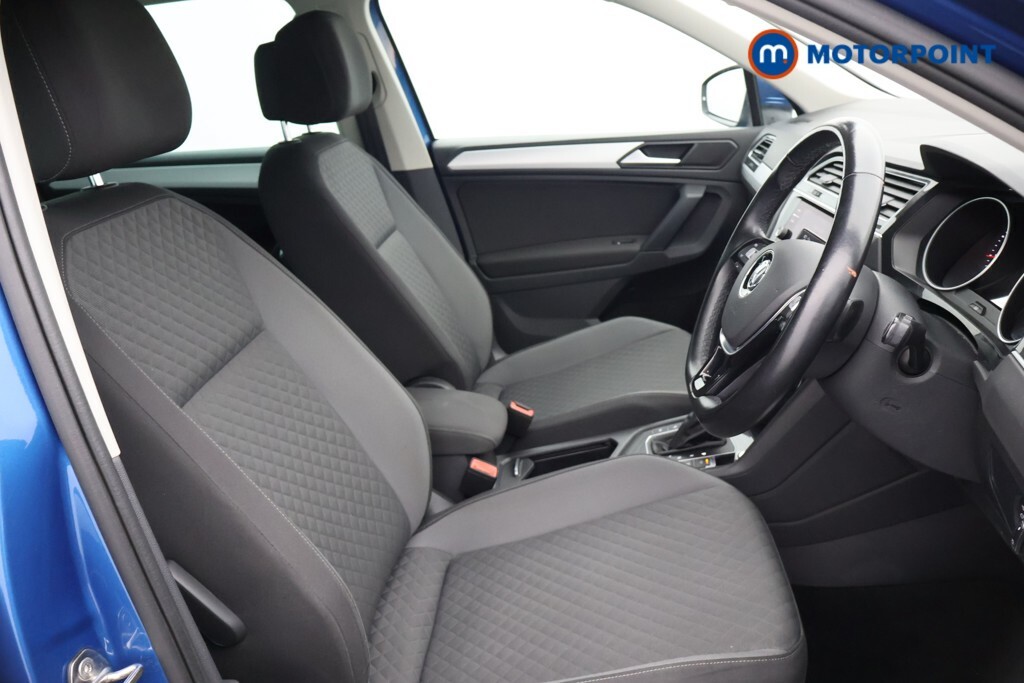 Volkswagen Tiguan 2.0 Match Tdi Black #18