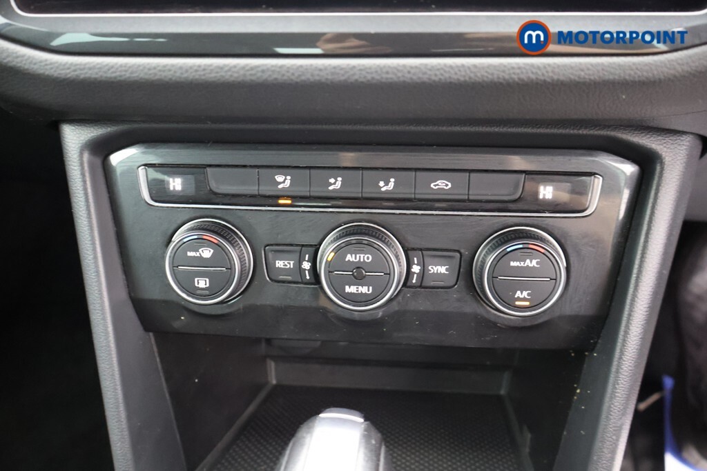 Volkswagen Tiguan 2.0 Match Tdi Black #15