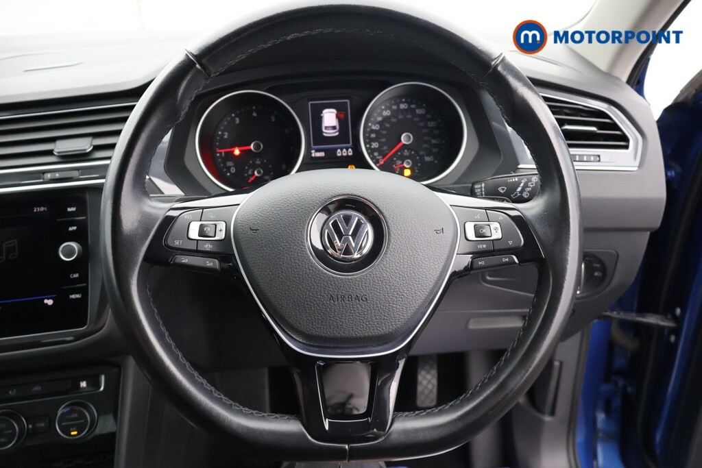 Volkswagen Tiguan 2.0 Match Tdi Black #9