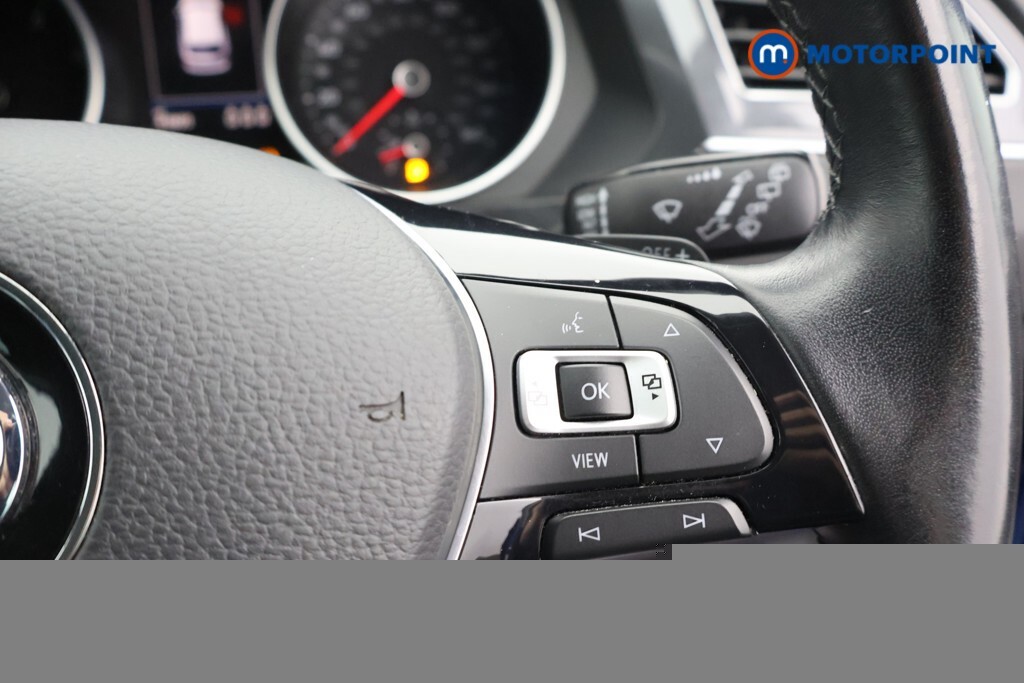 Volkswagen Tiguan 2.0 Match Tdi Black #10