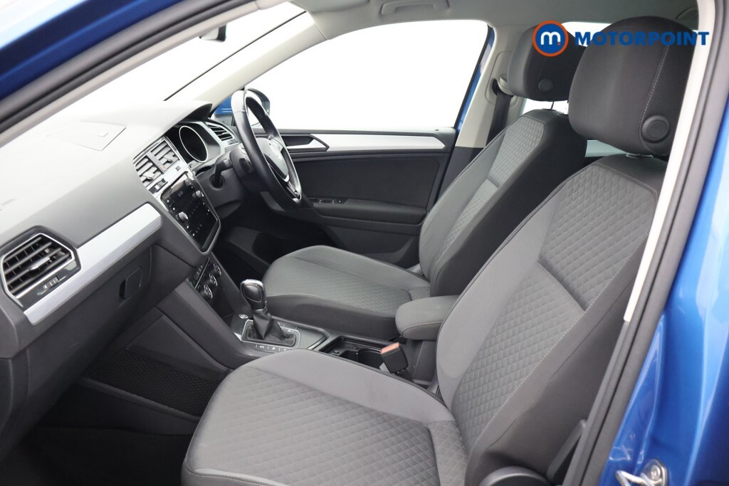 Volkswagen Tiguan 2.0 Match Tdi Black #22