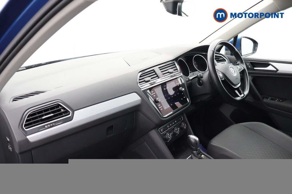 Volkswagen Tiguan 2.0 Match Tdi Black #21
