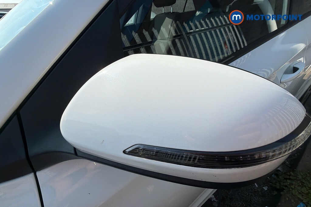Hyundai I20 1.0 T-gdi Se 99 Bhp White #24