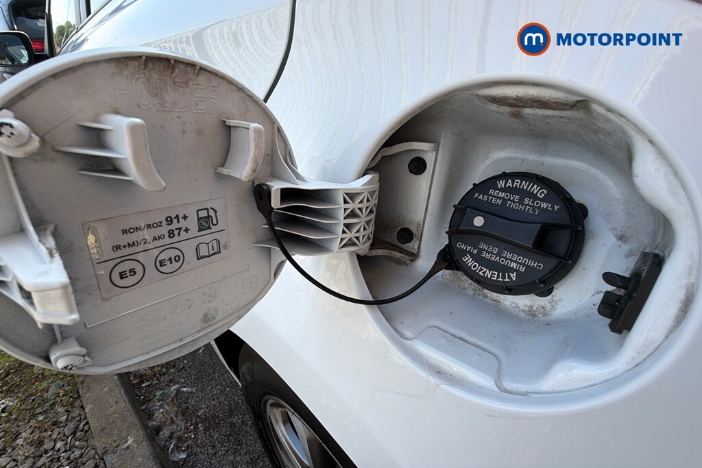 Hyundai I20 1.0 T-gdi Se 99 Bhp White #22