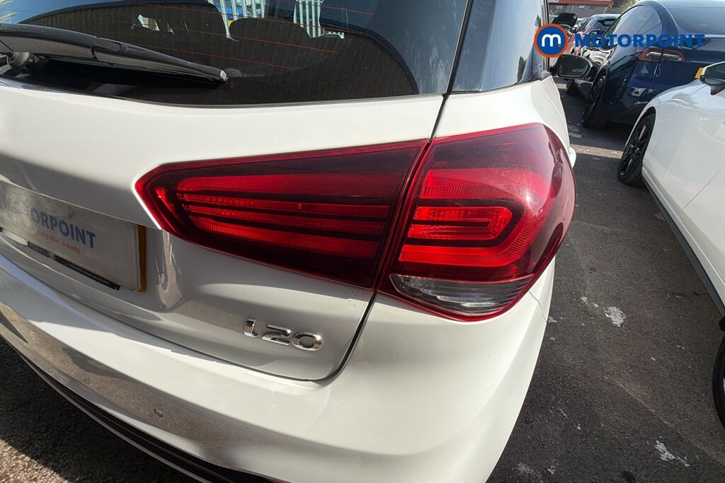 Hyundai I20 1.0 T-gdi Se 99 Bhp White #20