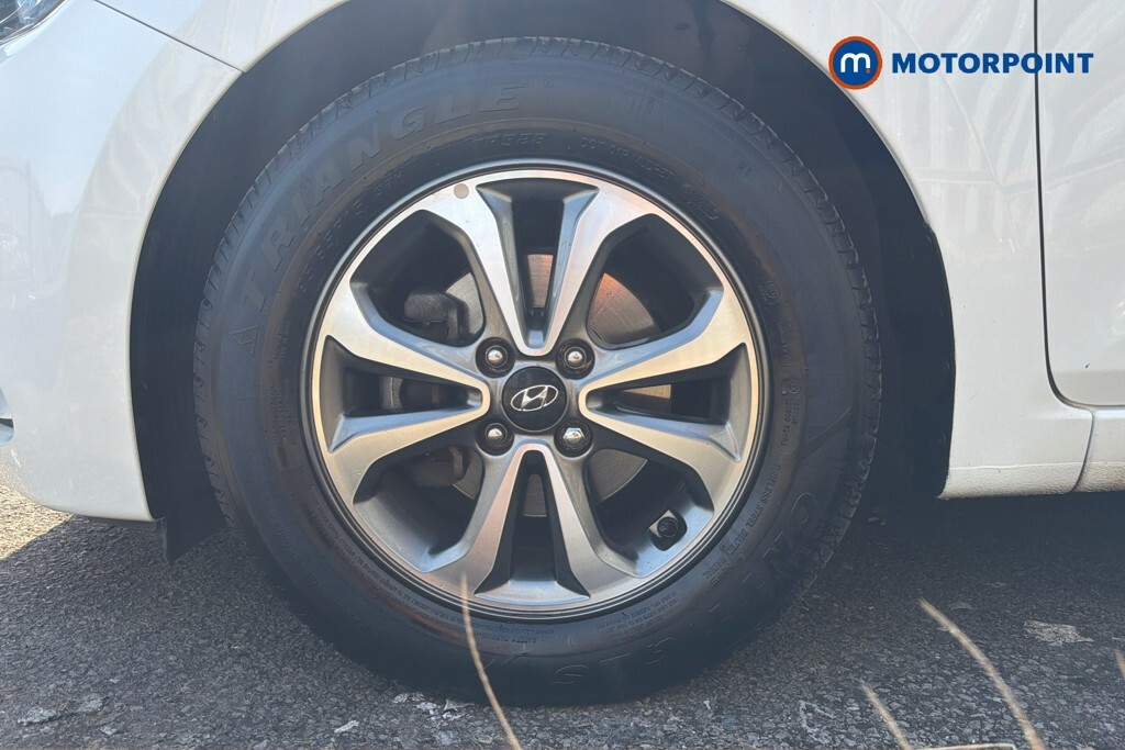 Hyundai I20 1.0 T-gdi Se 99 Bhp White #26