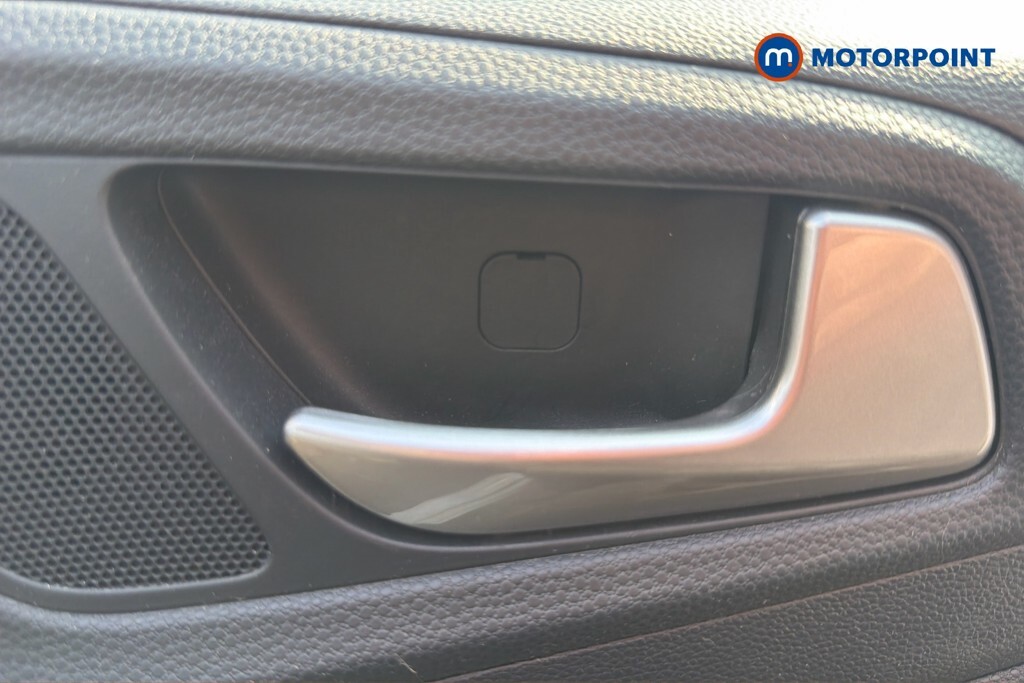 Hyundai I20 1.0 T-gdi Se 99 Bhp White #23