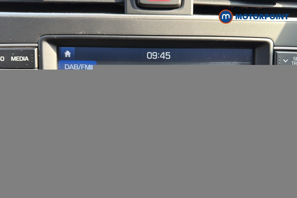 Hyundai I20 1.0 T-gdi Se 99 Bhp White #9